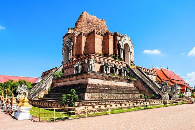 Chiang Mai Temples Hopping - A Closer Look at the Temples and Highlights
