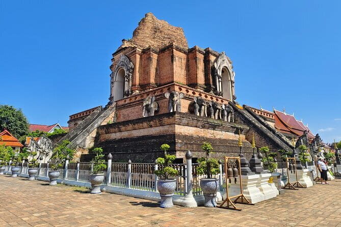 Chiang Mai Temples Visit Walking Tour with Ex-Monk Guide Part 1 - Frequently Asked Questions