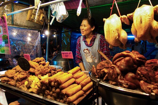 Chiang Mai Tuk Tuk Evening Tour with Temples & Street Foods - Is This Tour Right for You?