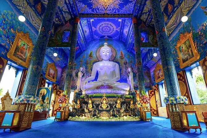 Chiang Rai White Temple, Blue Temple and more from Chiang Mai - Optional Upgrade: Private or Luxury Transport