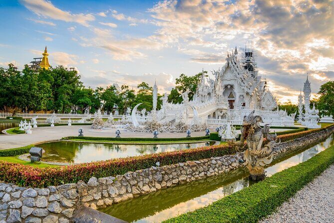 Chiang Rai White Temple, Blue Temple and more from Chiang Mai - Authenticity and Value