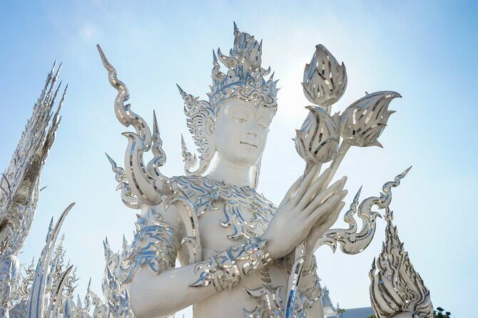 Chiangmai to White Temple, Blue Temple & Black museum - Who Is This Tour Best Suited For?