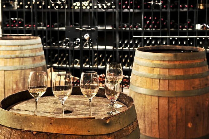 Chianti Lovers Private Tour: 2 winery with lunch from Florence - Experience the Charm of Tuscany on the Chianti Lovers Private Tour