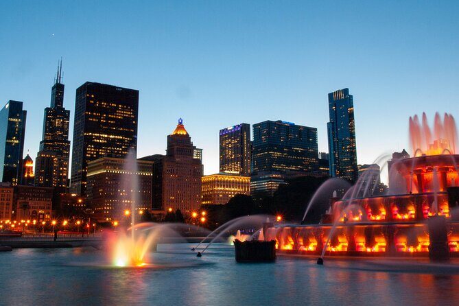 Chicago 4-Hour Sightseeing Transfer by Luxury Private Sedan - The Sum Up
