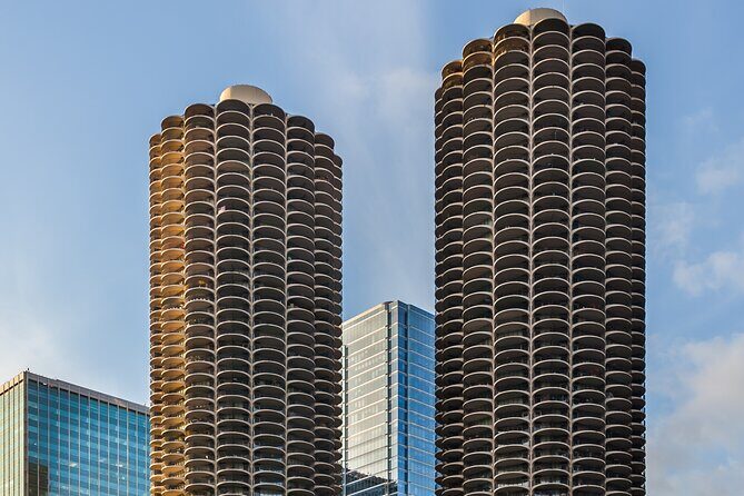 Chicago Architecture and Aesthetics Small Group Max 12 Tour - A Detailed Look at the Tour Experience