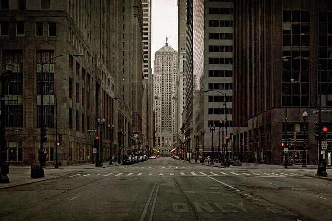 Chicago Architecture, Art and History Tour - Off The Beaten Path - An In-Depth Look at What the Tour Offers