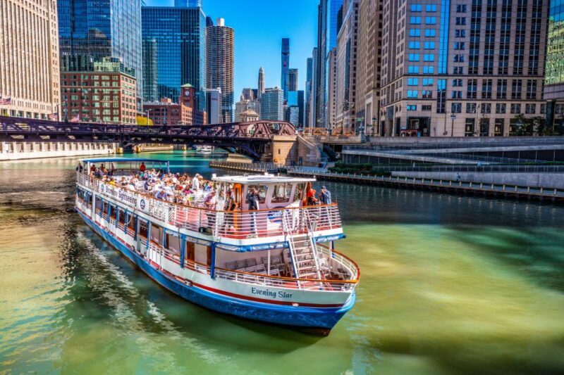 Chicago: Architecture River Cruise Skip-the-Ticket Line - An In-Depth Look at the Experience