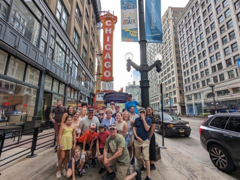 Chicago: Best of Attractions Walking Tour +Bike/Kayak Rental - Key Points