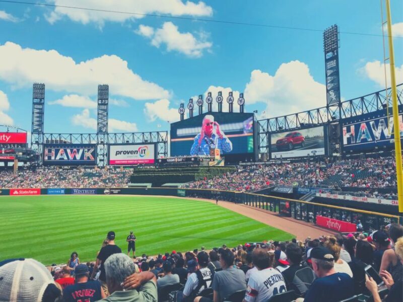 Chicago: Chicago White Sox Baseball Game Ticket - What to Expect at Guaranteed Rate Field