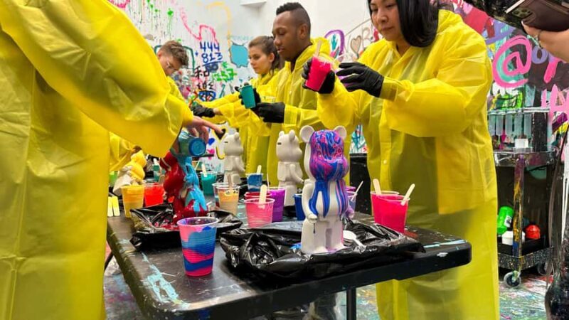 Chicago: Creative Team Building - Paint Your Own Fluid Bear - The Value of a Short, Creative Escape