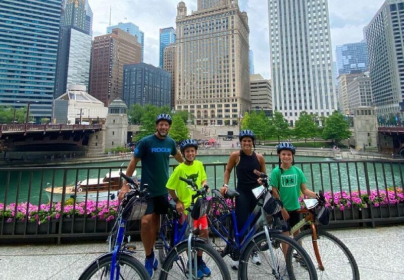 Chicago: Downtown Family Food Tour by Bike with Sightseeing - Key Points