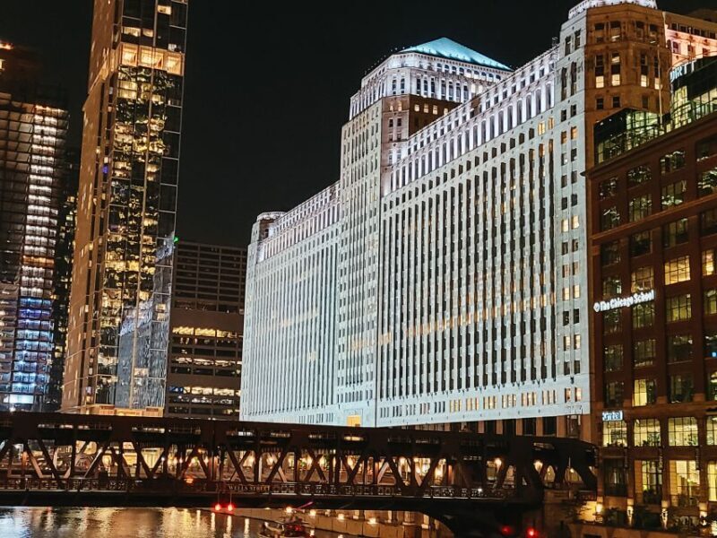 Chicago: Fireworks Cruise with Lake or River Viewing Options - Who Is This Tour Best For?