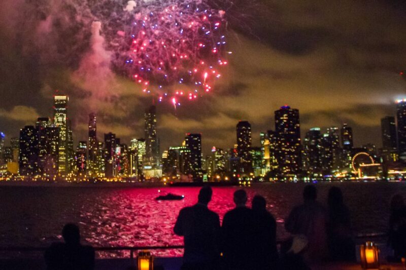 Chicago: Fireworks Cruise with Lake or River Viewing Options - Frequently Asked Questions (FAQs)