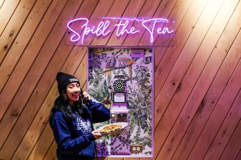 Chicago: Fulton Market Donuts & Sweet Treats Walking Tour - Key Points