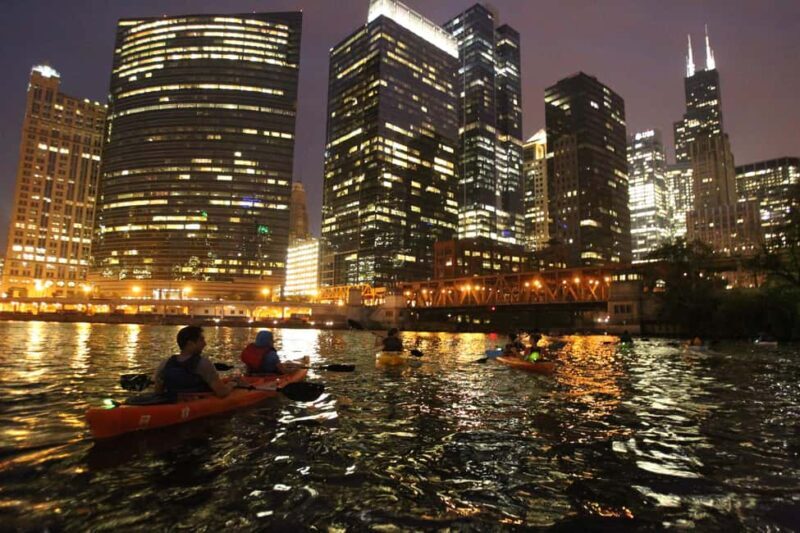 Chicago: Ghosts and Gangsters Night Kayak Tour - The Sum Up
