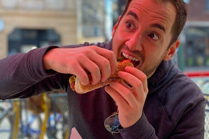 Chicago Half-Day Walking Food Tour with Free Bike or Kayak Rental - A Closer Look at the Tour Experience