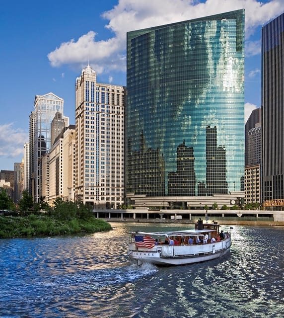 Chicago: Historic Architecture Chicago River Small Boat Tour - Why Choose the Chicago River Small Boat Tour?