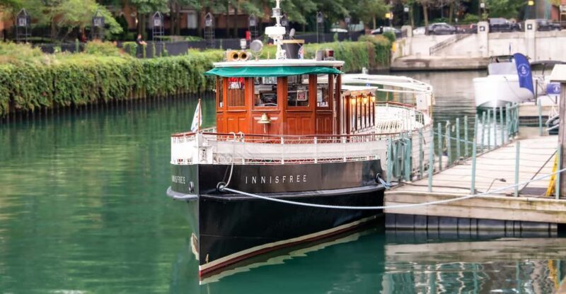 Chicago: Historic Architecture Chicago River Small Boat Tour - What to Expect on the Tour