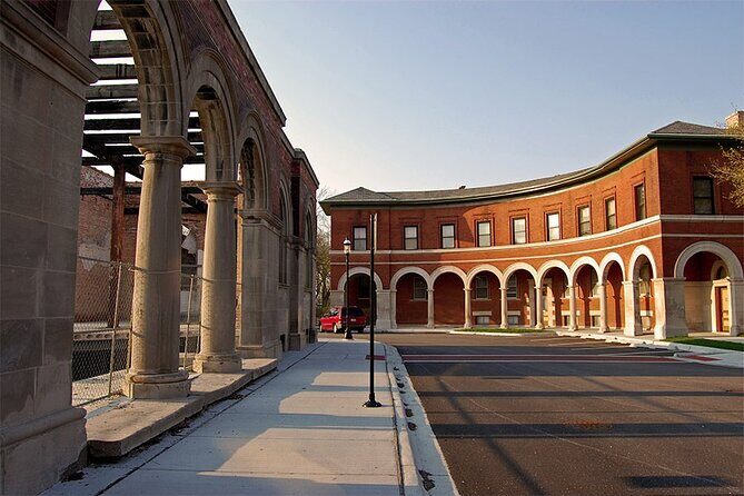 Chicago Historic Pullman Town Private Half-Day Walking Tour - FAQ