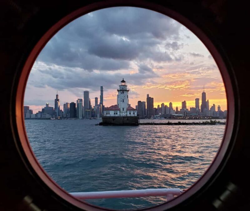 Chicago: Historical Lake and River Fireboat Cruise - Value of the Tour