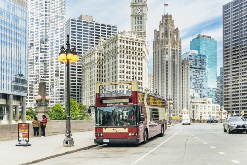 Chicago: Hop-on Hop-off Sightseeing Tour by Open-top Bus - FAQ