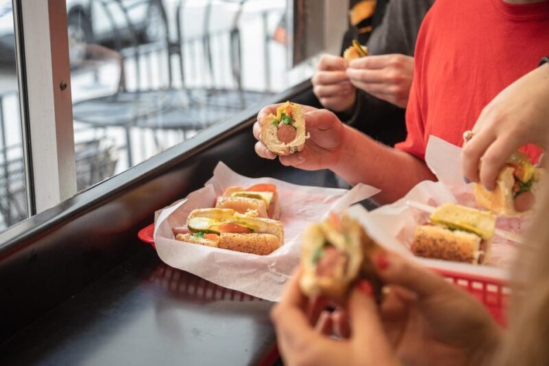 Chicago in a Day: Food and Architecture Private Walking Tour - Tasting Chicago’s Food Scene