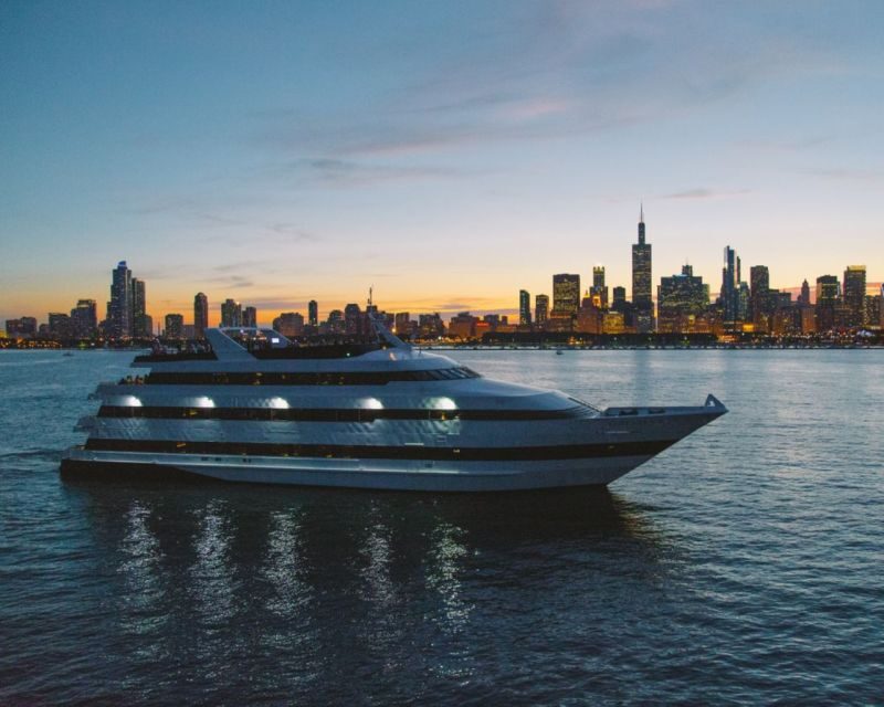 Chicago: Lake Michigan Lunch or Dinner Cruise - An In-Depth Look at the Experience