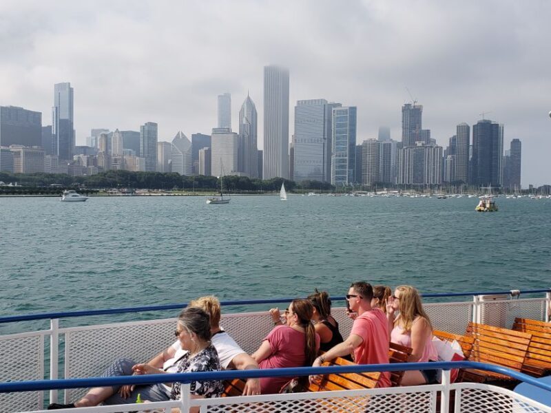 Chicago: Lake Michigan Skyline Cruise - The View and Photo Opportunities