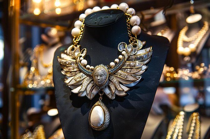 Chicago Local Fashion Designers Shopping Tour with a Stylist - What’s Included & How It Feels