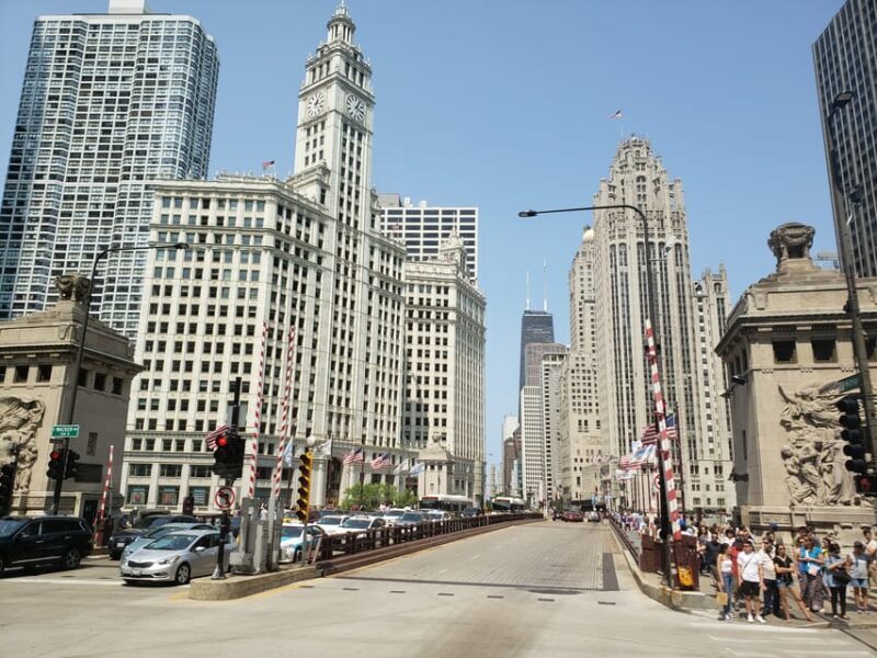 Chicago: Magnificent Mile Walking Tour - Introduction