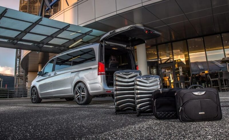 Chicago: One-Way Transfer To/From Chicago Airports - An In-Depth Look at the Chicago Airport Transfer Experience