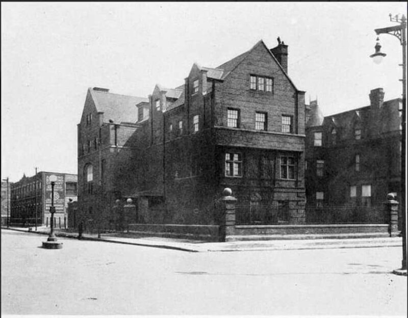 Chicago: Prairie Avenue Ghost Hunt - What to Expect from the Prairie Avenue Ghost Hunt