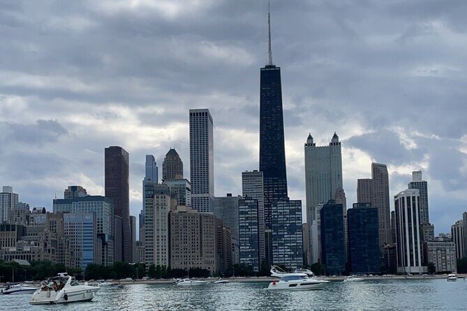 Chicago Private Boat Rental - Explore Chicago's Skyline & Waters - FAQ