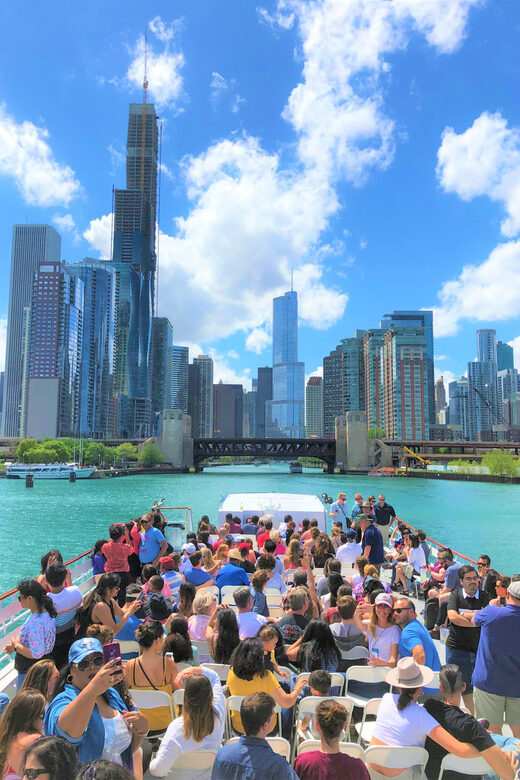 Chicago River: 90-Min Architecture Boat Tour - Introduction to the Chicago River Architecture Tour