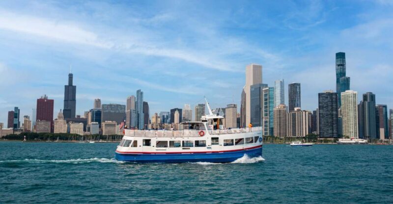 Chicago: Shoreline Lake Michigan Skyline Cruise - The Landmarks and Views Youll See