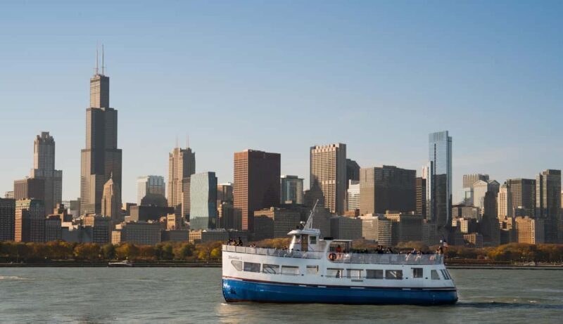 Chicago: Shoreline Lake Michigan Skyline Cruise - Who Will Enjoy This Cruise?