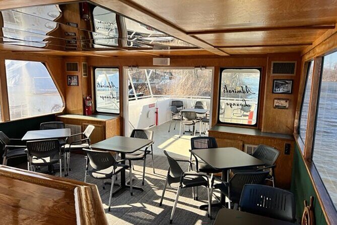 Chicago Skyline Tiki Chic Party Cruise on Lake Michigan - Key Points