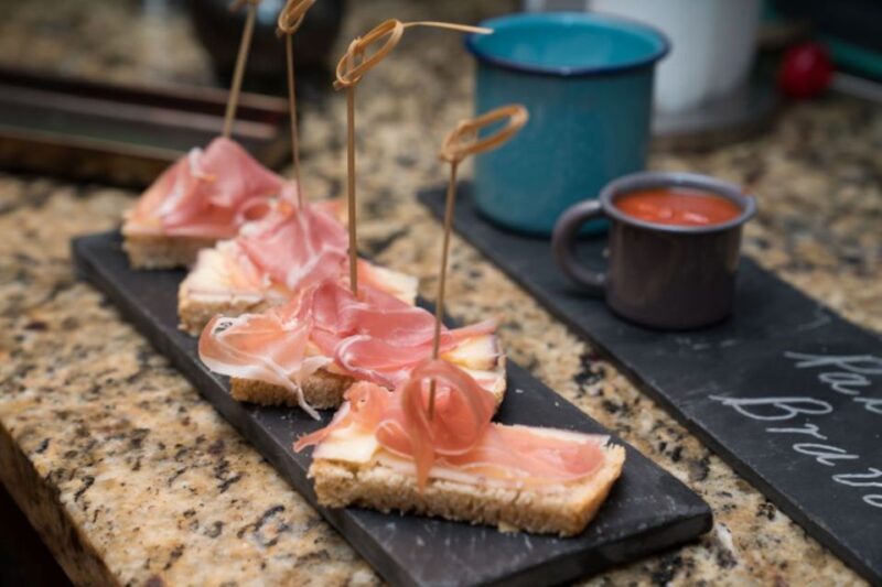 Chicago: Tapas & Flamenco Dinner in Ukrainian Village - Who Would Benefit Most?