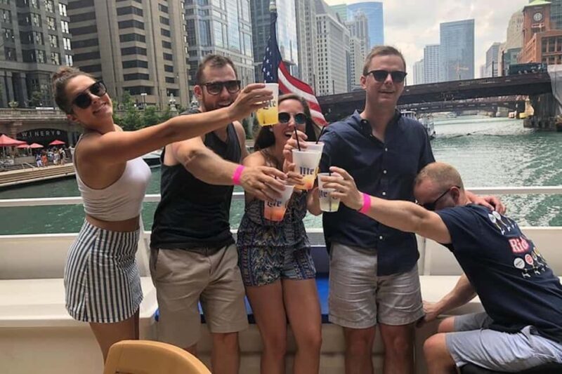 Chicago: Tiki Bar Cruise on Chicago River or Lake Michigan - What to Expect on the Tiki Bar Cruise