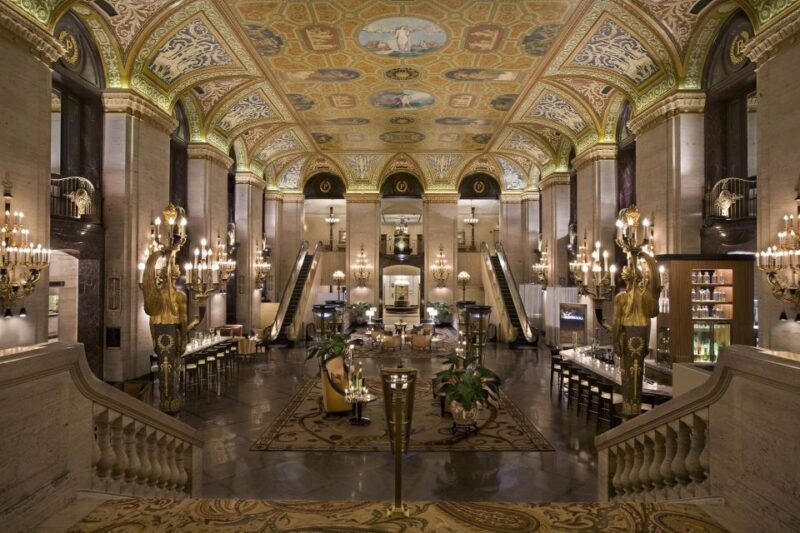 Chicago: Treasures of the Golden Age Walking Tour - Key Points