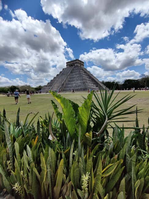 Chichén Itzá Adventure: Tour with Guides,Buffet & Cenote - Key Points