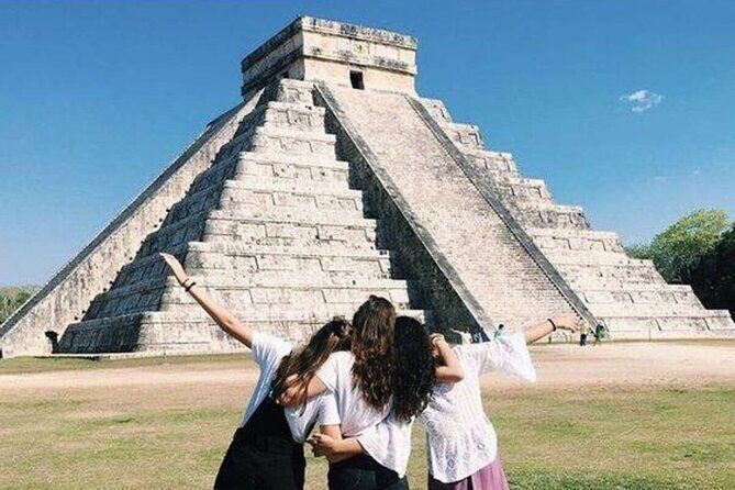 Chichen Itza Cenote Ikkil & Hubiku & Valladolid from cancun - Discovering the Best of Yucatán: A Full-Day Cancun Tour to Chichen Itza, Valladolid, and Cenotes