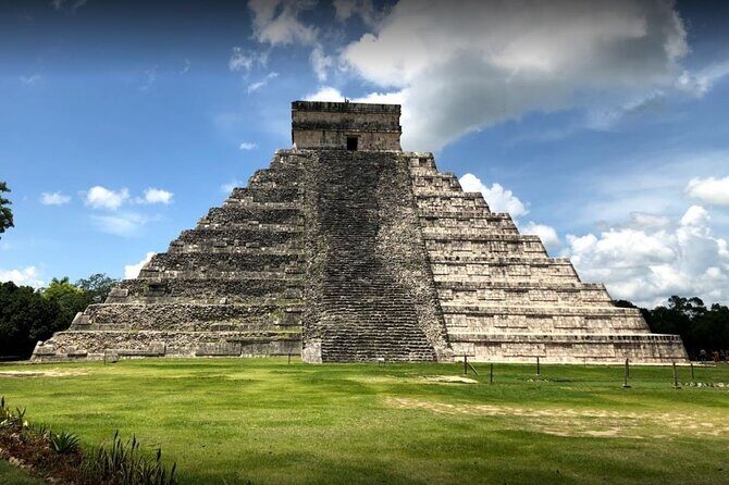 Chichen Itza Deluxe from Cancun to Playa del Carmen - Analyzing the Tour Experience