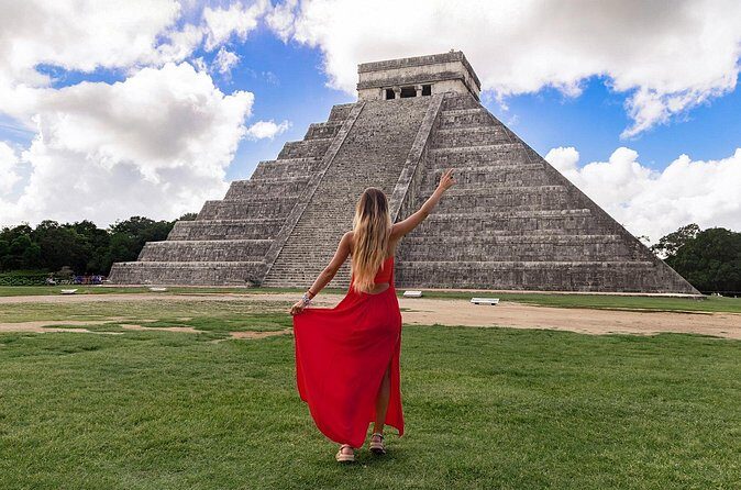Chichén Itzá Guided Tour with Cenote Swim and Yucatecan Lunch - Who Would Enjoy This Tour?