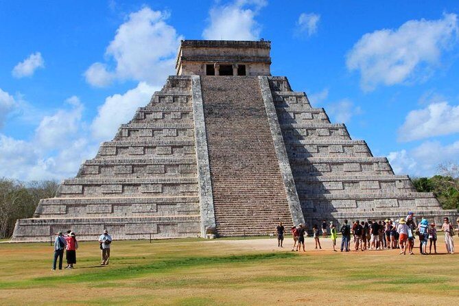 Chichen Itza Plus Mayan Tour & Valladolid & Cenote from Cancun - Return and Drop-off