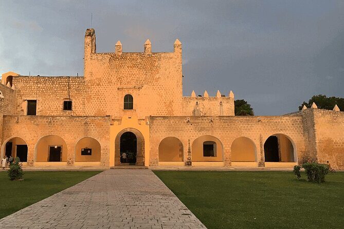 Chichen Itza Tour: Pyramids, Cenote Ik Kil & Valladolid - FAQ