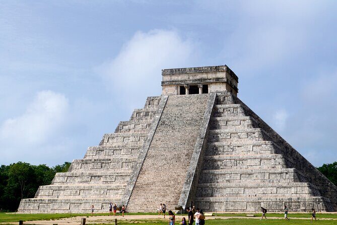Chichen Itza, Valladolid and Stunning Cenote - Private Tour - Key Points