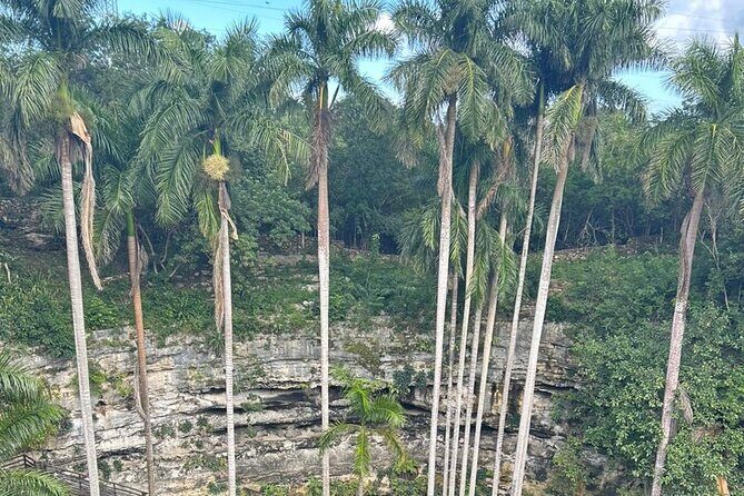 Chichen Itza Wonder by Van - Transportation and Group Size