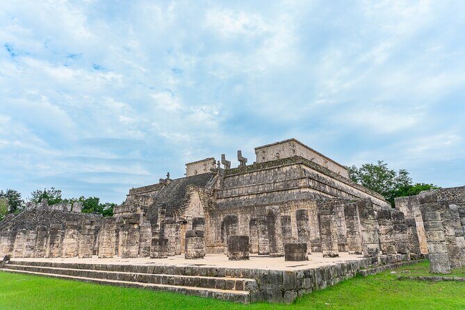 Chichen Itza Wonder by Van - FAQ