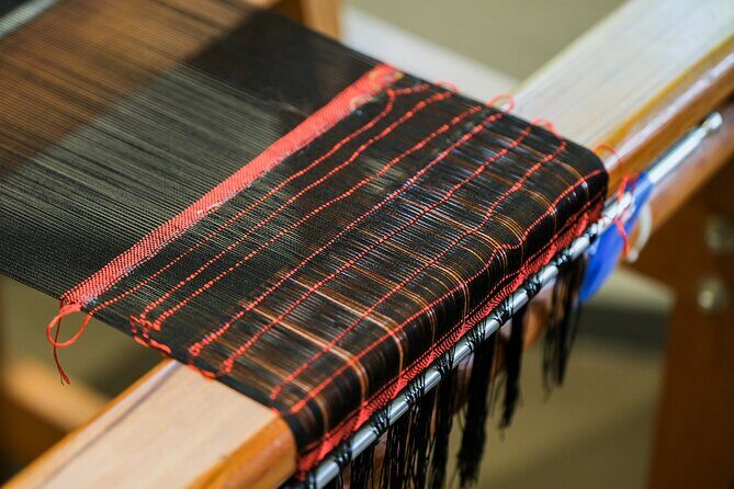 Children's Oshima Tsumugi Handwoven Private Experience - What to Expect During the Tour